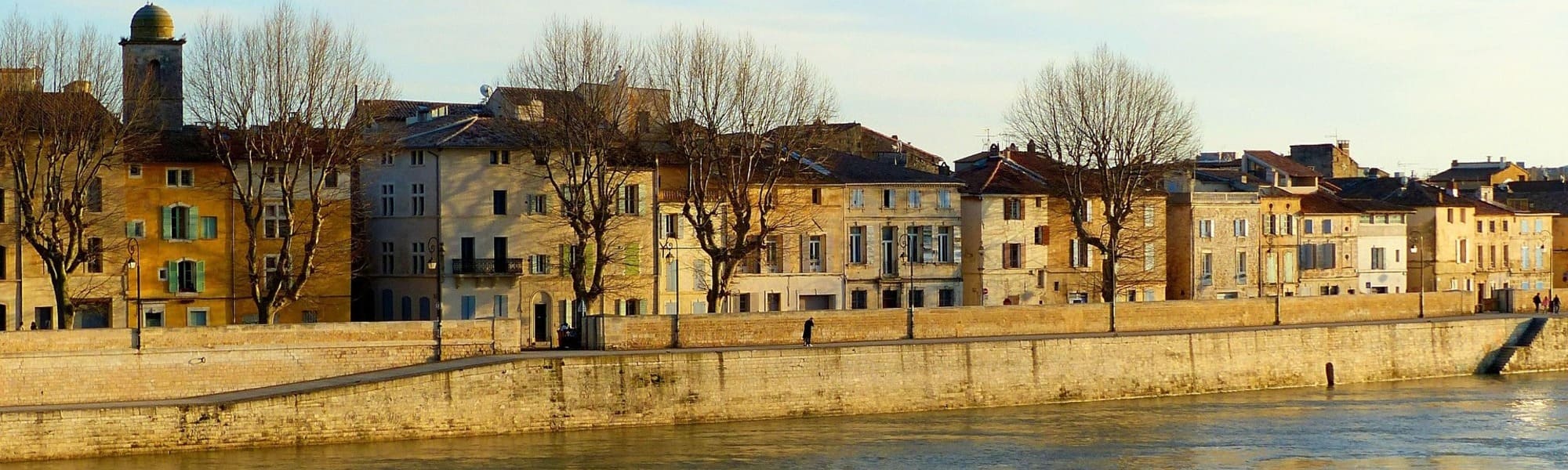 Réserver un taxi à Arles